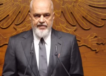 “Orë super e shtrenjtë, dhuratë nga krimi i organizuar?”- Edi Rama: Kam një dyzinë të regjistruara…