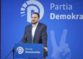 Salianji: Paradoksi i udhëtimit të Sali Berishës në SHBA