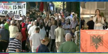 “Do të ikin si frikacakë, si Taulant Balla sot”, studentja: Asgjë nuk na ndal më!