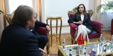 Tabaku takon Hofreiter: Shqipëria duhet të zgjedhë mes integrimit në BE dhe korrupsionit