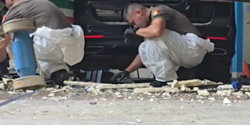 Tronditet Durrësi! Dy shpërthime me eksplozivë brenda pak minutave, në shënjestër një lokal dhe garazh