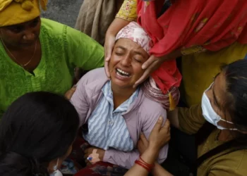 Thellohet bilanci tragjik në Nepal dhe Tibet, mbi 1,000 viktima dhe afro 4,500 të zhdukur