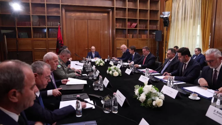 Zbardhen diskutimet në Këshillin e Sigurisë të kreut të SPAK dhe Kryeministrit Rama