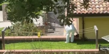 Hyri me disa të tjerë për të vjedhur në një banesë në Itali, pronari vret 25 vjeçarin shqiptar