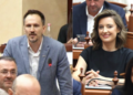Deputeti e komplimenton për pamjen, shpërthen Zegjine Caushi: Ulu o psikopat se na hape barkun