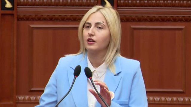 ‘Mjaft me thika pas shpine Kosovës’, Zhupa: po silleni me shqiptarët njësoj si pushtuesi serb