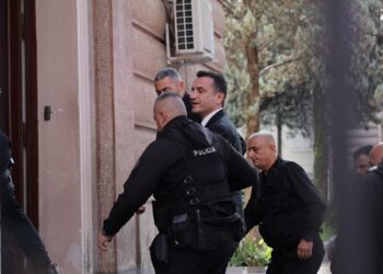 Veliaj kërkesë zyrtare institucioneve përkatëse: Dua urdhrin, arsyen e transferimit