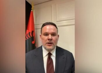Ministri i Brendshem provokon rende protestuesit: I keni bere llogarite gabim