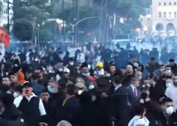 “Gjykata liron protestuesit”, Shoqata e Gjyqtarëve i reagon Ramës: Vendimet i merr drejtësia, jo politika