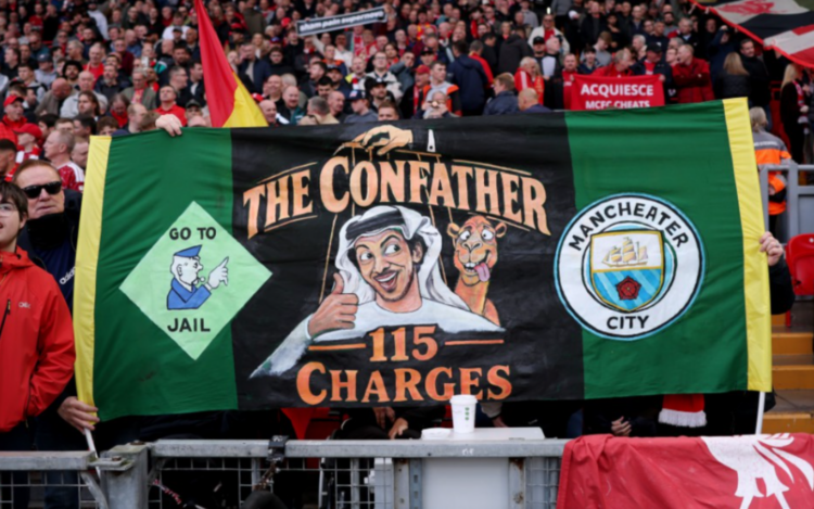 Mashtruesit marshojnë: Man City shënon 3 gola pasi Liverpool mbetet me 10 lojtarë