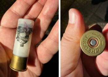 Plumba gome drejt protestuesve! Zbulohen gëzhojat e përdorura nga policia