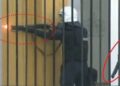 Situatë e rrezikshme në bulevard! Efektivët e policisë nisin të qëllojnë me plumba gome drejt të rinjve