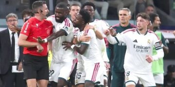 Vinicius mund të humbë El Clásicon, raporti i arbitrit zbulon detajet e përjashtimit dhe protestave