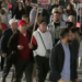 Protestuesit bllokojnë daljen kryesore të Kryeministrisë, aktivisti: Godina është e jona, jo e Ramës