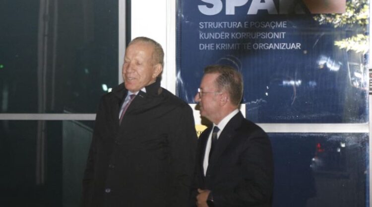 Aeroporti i Vlorës, Behgjet Pacolli del nga SPAK pas rreth 7 orësh