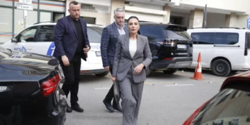SPAK merr zyrtarisht të pandehur Belinda Ballukun, ja akuzat që rëndojnë ndaj ish-zëvendëses së Ramës