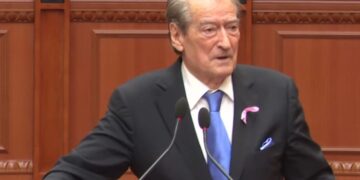 Berisha paralajmëron socialistët: Videot e Adi Hilës janë lule para atyre që keni ju me Gys Agasin