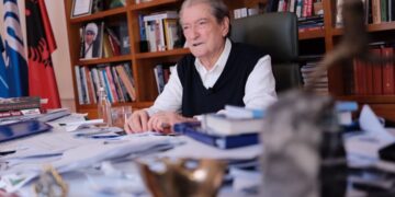 Regjistrimet e Agasit/ Berisha shprehet i bindur: Edhe Rama është filmuar, por ai ka humbur çdo standard moral!