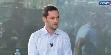 Mjeku “plas bombën”: Erjon Vishkullin e hipën në ambulancë dhe u zbrit sërish! Kush e dha urdhrin?