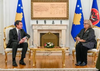 “Nuk kemi kohë për të humbur”, Kurti pas takimit me presidenten e re: Kemi shumë sfida përpara