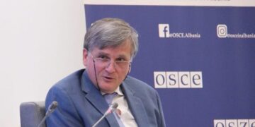 Protestat studentore/ Ambasadori i OSBE: Zëri i qytetarëve nuk është dëgjuar