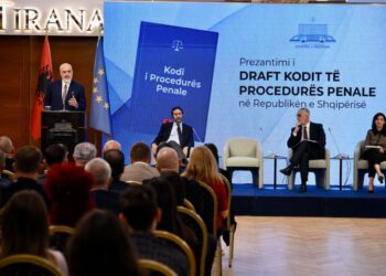 Ndryshimet në Kodin e Procedurës Penale, a po krijion Rama një mburojë e re për zyrtarët e lartë?
