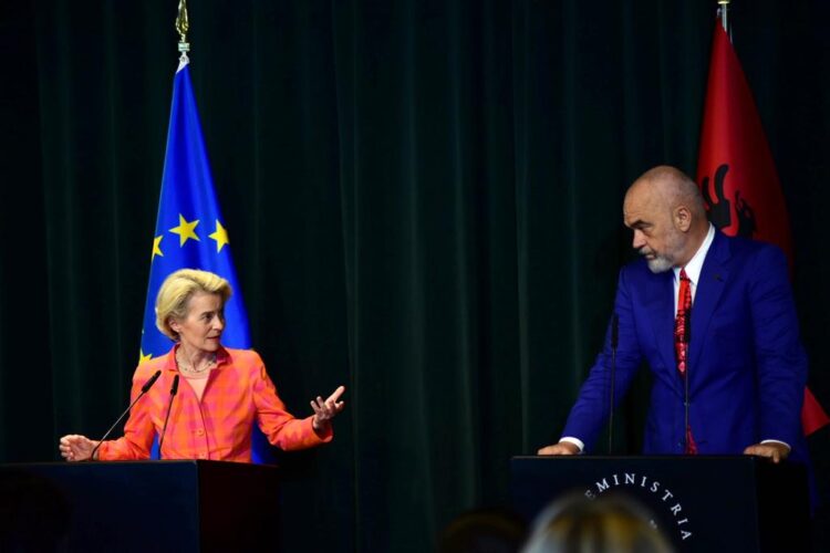 Komisioni Evropian reagon ndaj paralajmërimit të Ramës për kufizimin e lëvizjes së protestuesve: Vendosin shtetet anëtare