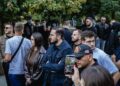 Ervin Salianji me të rinj, i bashkohet protestës studentore. Revolta në Tiranë nuk ka të ndalur