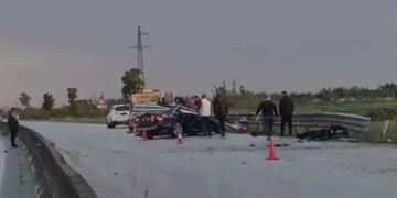 Aksident në Lushnjë! Përplasen dy automjete, rëndohet trafiku në autostradë