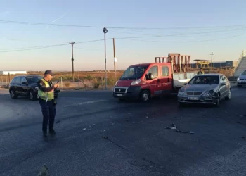 Aksident në Lushnjë! Përplasen dy automjete, rëndohet trafiku në autostradë