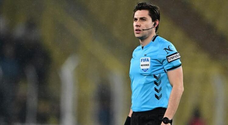 UEFA zyrtarizon arbitrat për ndeshjen Shqipëri-San Marino