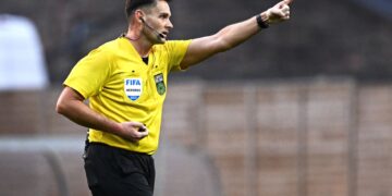 UEFA zgjedh irlandezin Rob Hennessy për të gjykuar Finlandë-Shqipëri
