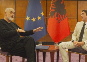 Gazetarin amerikan e pyet për hetimin e korrupsionit dhe Jared Kushner, Rama braktis intervistën