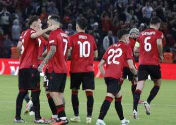 Fitore dramatike me San Marinon, dy golat e Asllanit i japin 3 pikët Shqipërisë dhe kreun e grupit