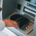 Shqiptarët zhyten në varfëri! Mbi 1 milionë llogari bankare kanë pothuajse 0 lekë brenda