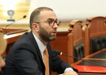 Bardhi pas kërkesës së PS për përjashtimin: Jo 60 ditë, por 4 vjet! Bëni gjithçka që keni në dorë, por frikën e Ramës nuk e zhdukni dot