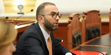 Bardhi pas kërkesës së PS për përjashtimin: Jo 60 ditë, por 4 vjet! Bëni gjithçka që keni në dorë, por frikën e Ramës nuk e zhdukni dot