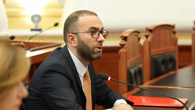 Bardhi pas kërkesës së PS për përjashtimin: Jo 60 ditë, por 4 vjet! Bëni gjithçka që keni në dorë, por frikën e Ramës nuk e zhdukni dot