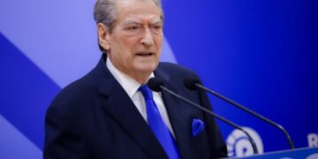 “Regjimi i Ramës ka marrë fund”/ Berisha mesazh policëve: U shndërruat si mercenar për 2500 euro, do mbani përgjegjësi!