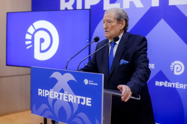 Reforma territoriale, Berisha akuza mazhorancës: Votuan një krim kolektiv për asgjësimin e 15 bashkive