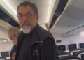 “Më kërcënove…”/ Studentja përballet në avion me Bledi Çuçin, i merret telefoni nga dora (Video)