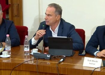 Përplasje për ‘Territorialen’, Boçi akuza PS-së: Po bëni reformë për partinë dhe jo për Shqipërinë!