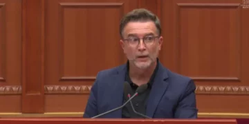 Erion Braçe kundër Reformës Territoriale: Ndryshojmë jetën e njerëzve me këtë hartë, jo kufijtë