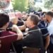 Tensione para Kryesisë së Kuvendit, protestuesit nga Memaliaj përplasen me Erion Braçen