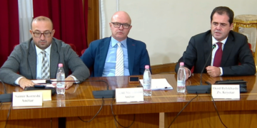 PD kërkon ndërprerjen e diskutimeve për territorialen: Të pritet përgjigjja për draftin me 100 bashki