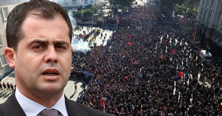Bylykbashi: Protesta në Tiranë është e pamjaftueshme, duhet të përshkallëzohet në të gjithë vendin