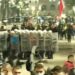Policia ndërhyn për të shpërndarë protestuesit, në bulevard del edhe autoboti i ujit, hidhet gaz lotsjellës