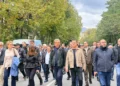 Protesta e thirrur nga PD/ Nis marshimi nga selia blu drejt Kryeministrisë, në krye deputetët demokratë