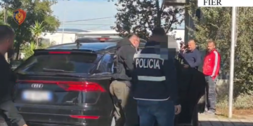 Kokainë pranë gjimnazeve/ Arrestohet 31-vjeçari në Lushnje, i sekuestrohet edhe makina luksoze