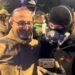 Deputeti Saimir Korreshi i bashkohet protestës në Tiranë/ I vetmi nga PD që pranohet nga turma
